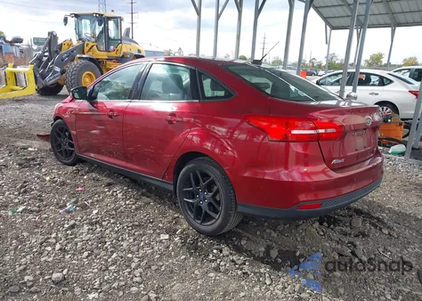 2016 Ford Focus Se z USA, uszkodzony, nr VIN 1FADP3F20GL334969